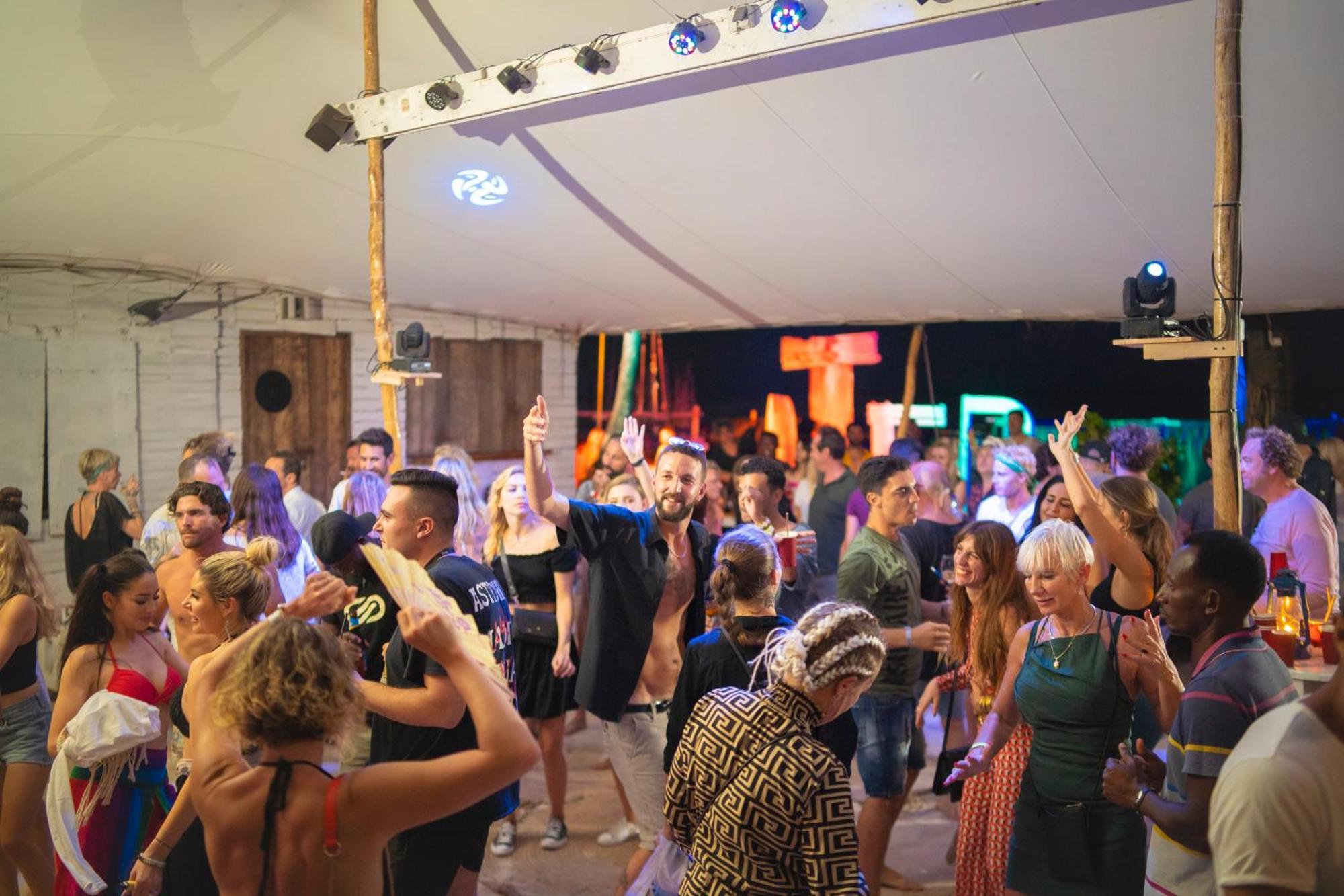 B4 Beach Club Paje Extérieur photo