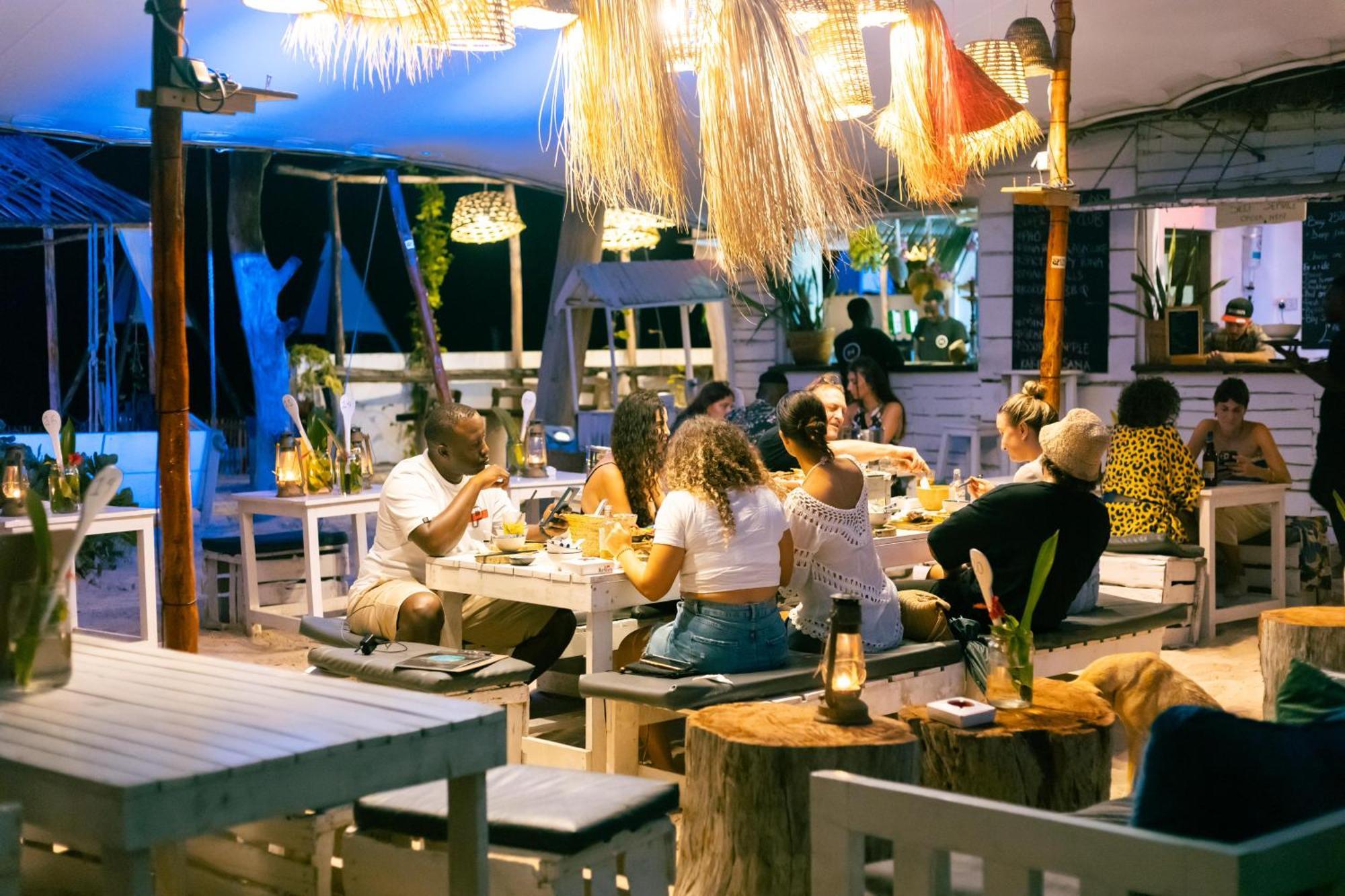 B4 Beach Club Paje Extérieur photo